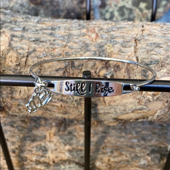 💖Still I Rise Bracelet - Picture 3 of 5